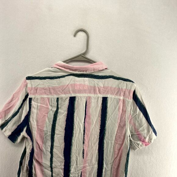 Hollister Light‎ Pink, White Short Sleeved Button Down Mens Size XS - Picture 6 of 12